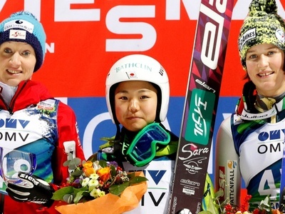 高梨沙羅　今季２勝目