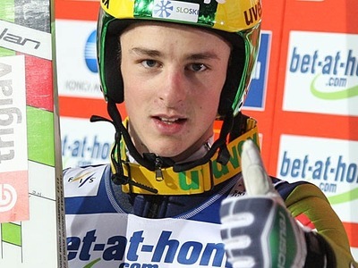 ヤカ・フヴァラ、予選トップ！