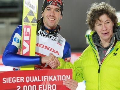 ジャンプ週間開幕戦予選、アンダース・バルダルが優勝