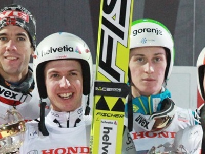 シモン・アマンが第62回ジャンプ週間初戦優勝