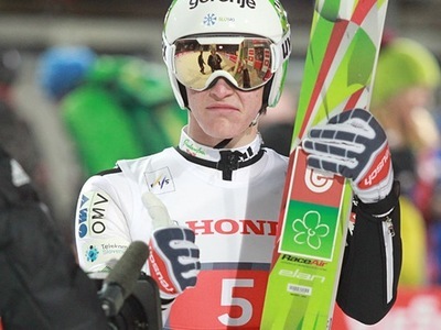 シモン・アマンが第62回ジャンプ週間初戦優勝