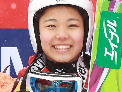 高梨、札幌大会制覇！