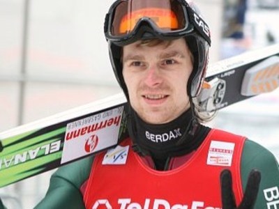 Шумбаретц и Митчел выиграли этап Кубка ФИС в Ширке