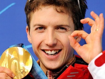 Симон Амман остается до Сочи