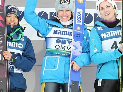 Хендриксон снова впереди