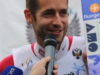 Лойтцл снова выигрывает