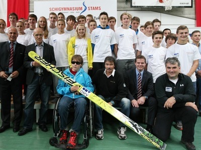 Благотворительные прыжки в Штамсе