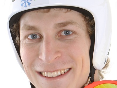 Юрий Тепеш выигрывает квалификацию в Викерзунде