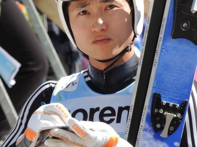 Команды Франции и Кореи