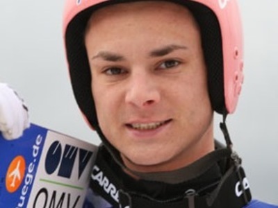 Австрия снова впереди