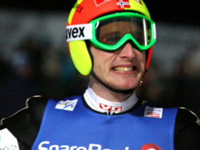 Nový světový rekord 246,5 metru