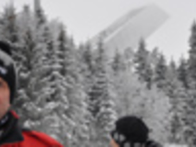 Kogler lítá jen v letadle. Lyže bere běžecké