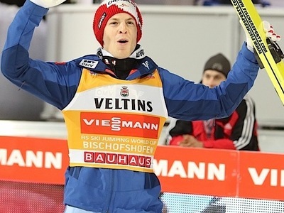 4-K Tour: Kraft Kasai Kuttin - Kompliment