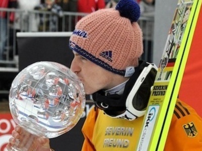 W杯最終戦 テペシュ優勝、総合優勝はフロインドに