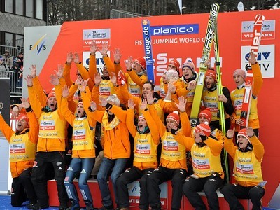 Тепеш победитель финала. Фройнд чемпион в общем зачете