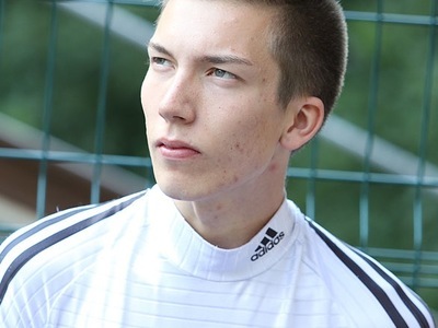 Lukas Hlava gewinnt die Qualifikation in Courchevel