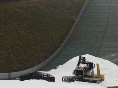Schneeproduktion für Weltcup-Opening in vollem Gange