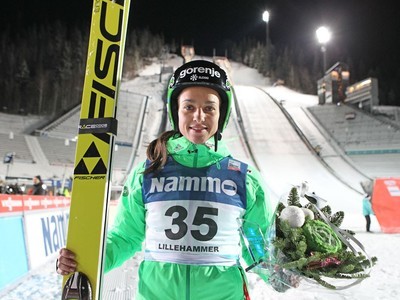 Sara Takanashi wygrywa konkurs inauguracyjny w Lillehammer
