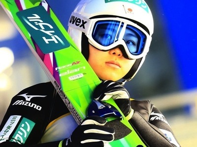 Daniela Iraschko-Stolz gewinnt in Nizhny Tagil