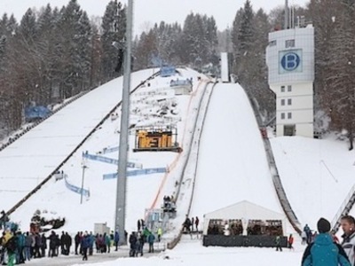 ジャンプ週間ビショフスホーフェン大会：公式練習＆予選LIVE