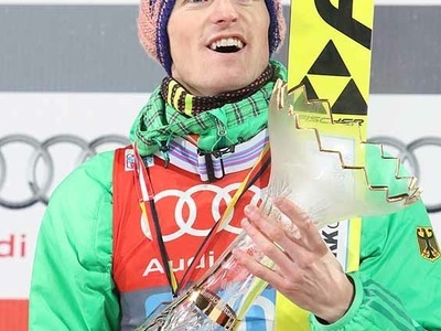 Peter Prevc ist Tourneesieger 