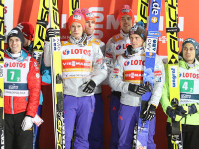 世界選手権1位のノルウェーがザコパネ団体戦でも首位