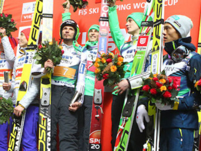 霧のオスロ大会団体戦 スロベニアが優勝、日本が3位