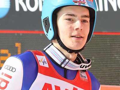 Domen Prevc vítězí rekordem v kvalifikaci na můstku v Titisee, trio Čechů do závodu