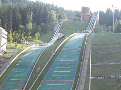 オフィシャルトレーニング＆予選 ライブ！