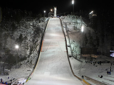Positive Schneekontrolle in Ruka