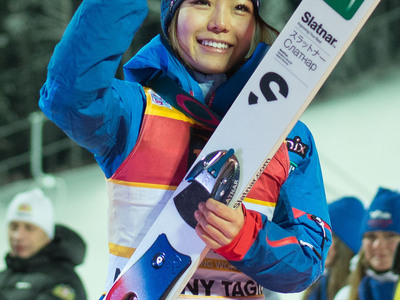 Sara Takanashi zurück an der Spitze