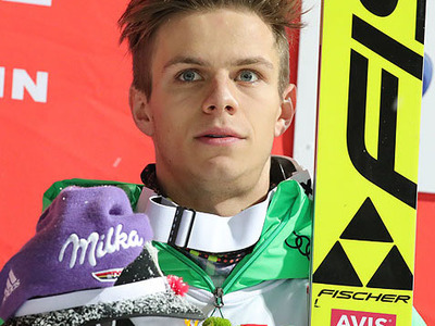 Kamil Stoch vor heimischem Publikum unschlagbar