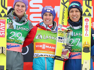 Stefan Kraft holt den Gesamtweltcup 2016/17