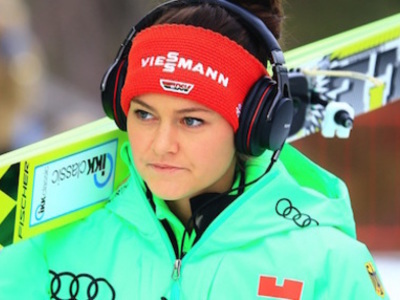 Carina Vogt erleidet Knieverletzung