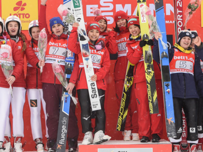 史上初の女子ジャンプ団体戦で日本が優勝！