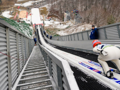 W杯女子ルシュノフ大会が中止に