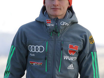 Рихард Фрайтаг пропускает первое соревнование по полетам в сезоне