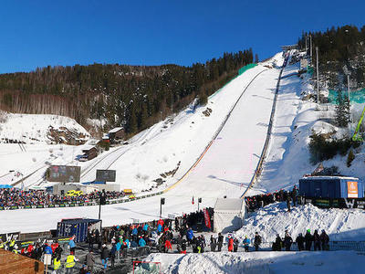 ヴィケルスン大会の実施決定