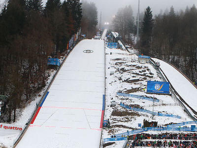 ビショフスホーフェン 公式練習＆予選LIVE