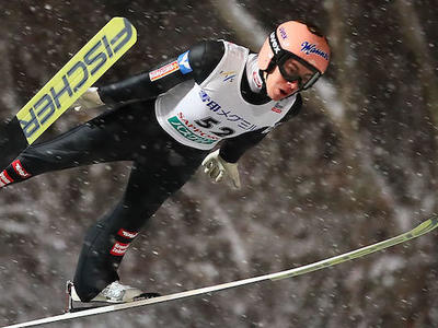 W杯男子札幌大会 クラフトが予選1位、小林陵侑3位