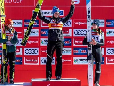 W杯女子オーバーストドルフ第1戦 ルンビュ優勝