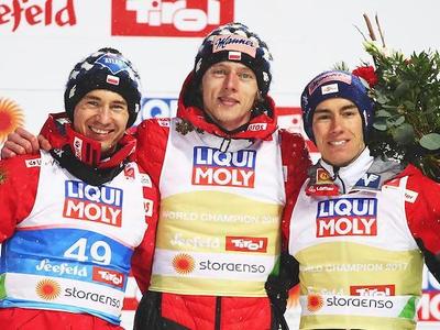 世界選手権 男子NH ポーランドがメダル金銀