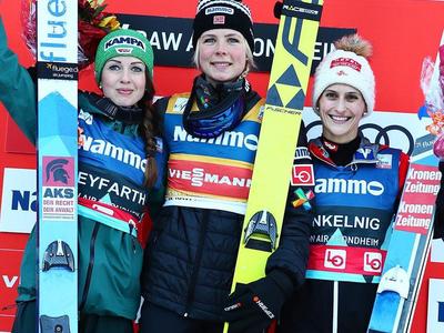 Maren Lundby gewinnt erste Ladies' Raw Air