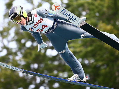 ザイツが予選トップでグランプリ開幕