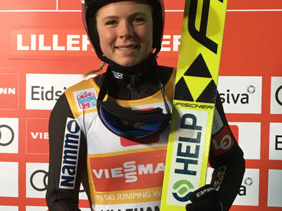 Lillehammer: Maren Lundby mit Auftaktsieg