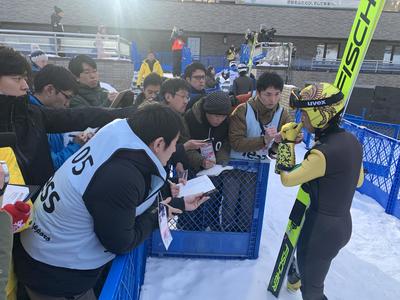 Weltcup-Qualifikation Sapporo: Kobayashi beim Heimspiel top
