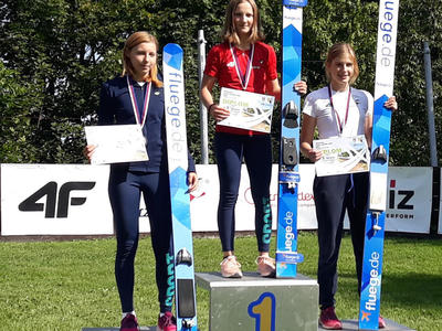 Kozisek und Ulrichova CZE Skisprungmeister