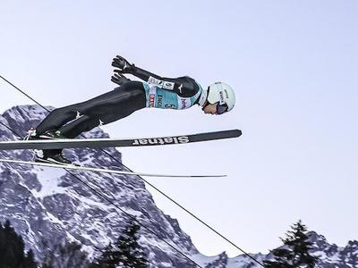 W杯男子エンゲルベルク大会 佐藤幸椰が予選1位