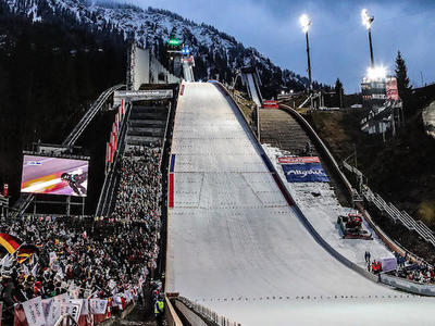 ジャンプ週間開幕！ 本日、練習＆予選LIVE