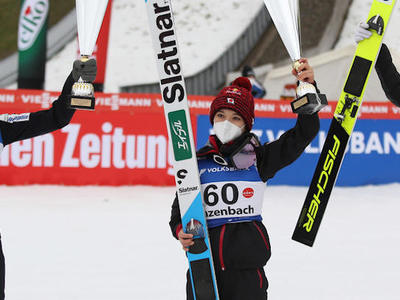 W杯女子ヒンツェンバッハ3戦 高梨沙羅2連勝